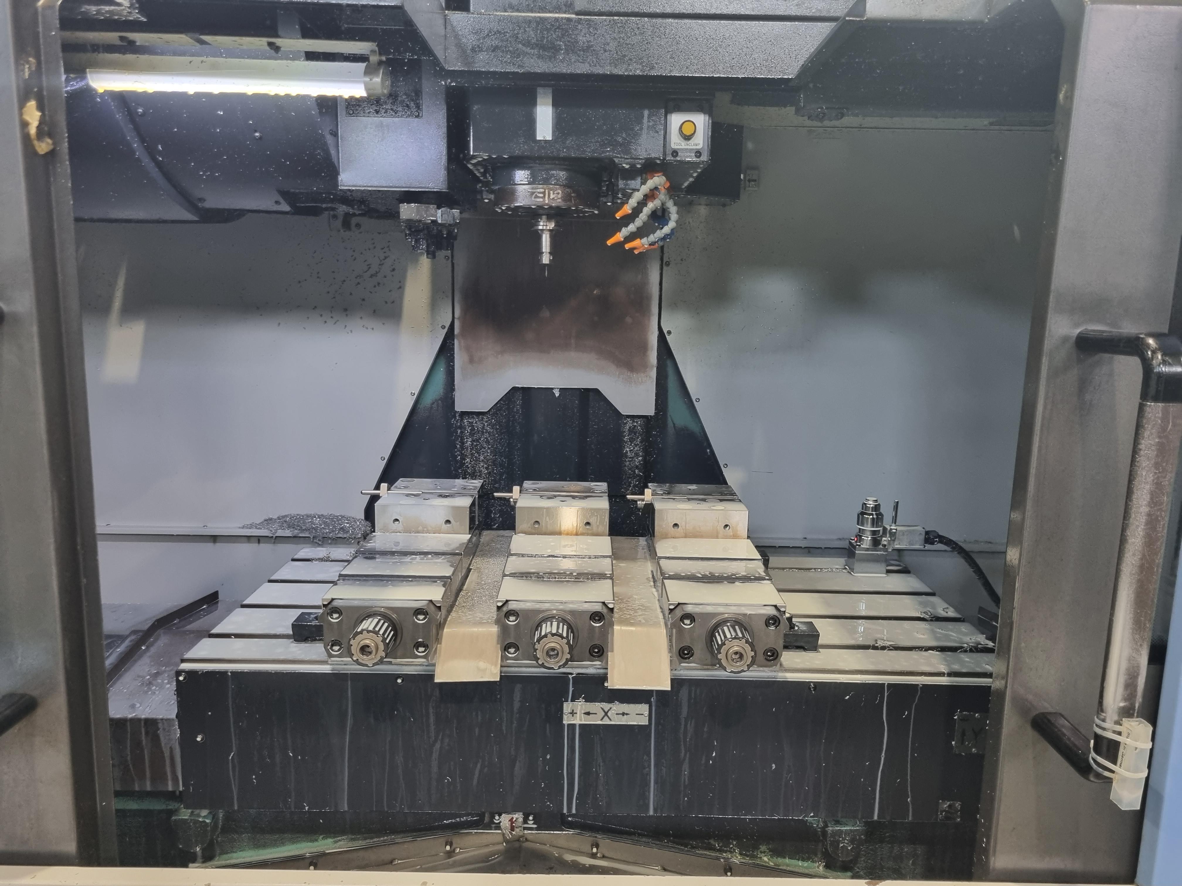 DNM500 BT40 12K 2013 DATASERVER AICC2